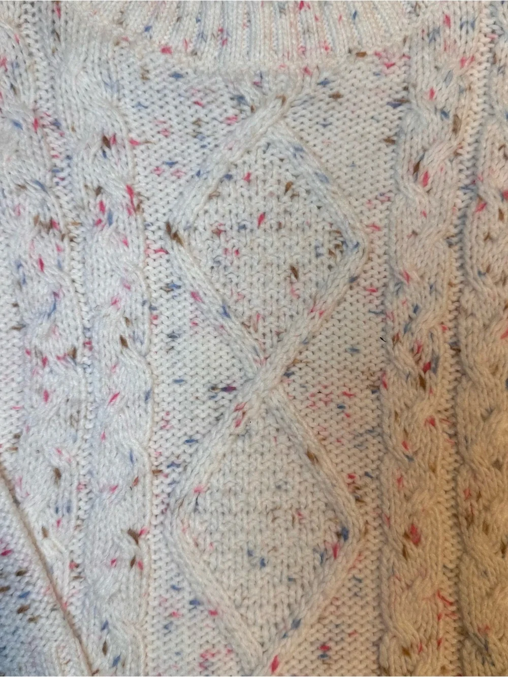 OshKosh B’gosh Girls 2T Cable Knit Speckled Sweater Cream Multicolor